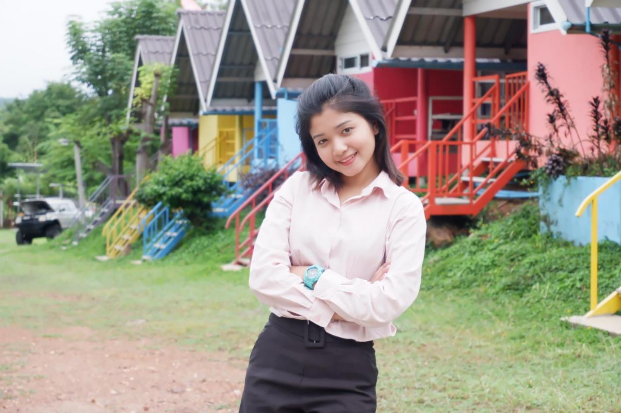 Baan Rai Pray Rung Kaeng Krachan Ban Tha Ling Lom Exterior photo